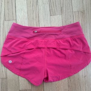 Lululemon - Hotty Hot 2.5in Size 2